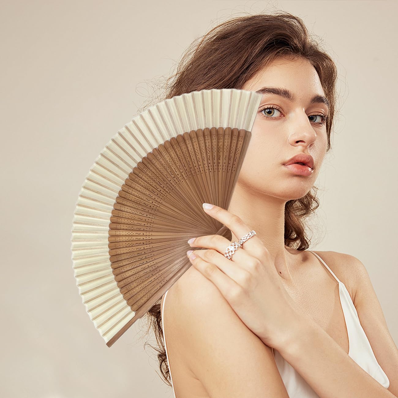 Hand Held Fan For Women Japanese Vintage Bamboo Silk Elegant For Dance Music Festival Wedding Church Decoration Party White