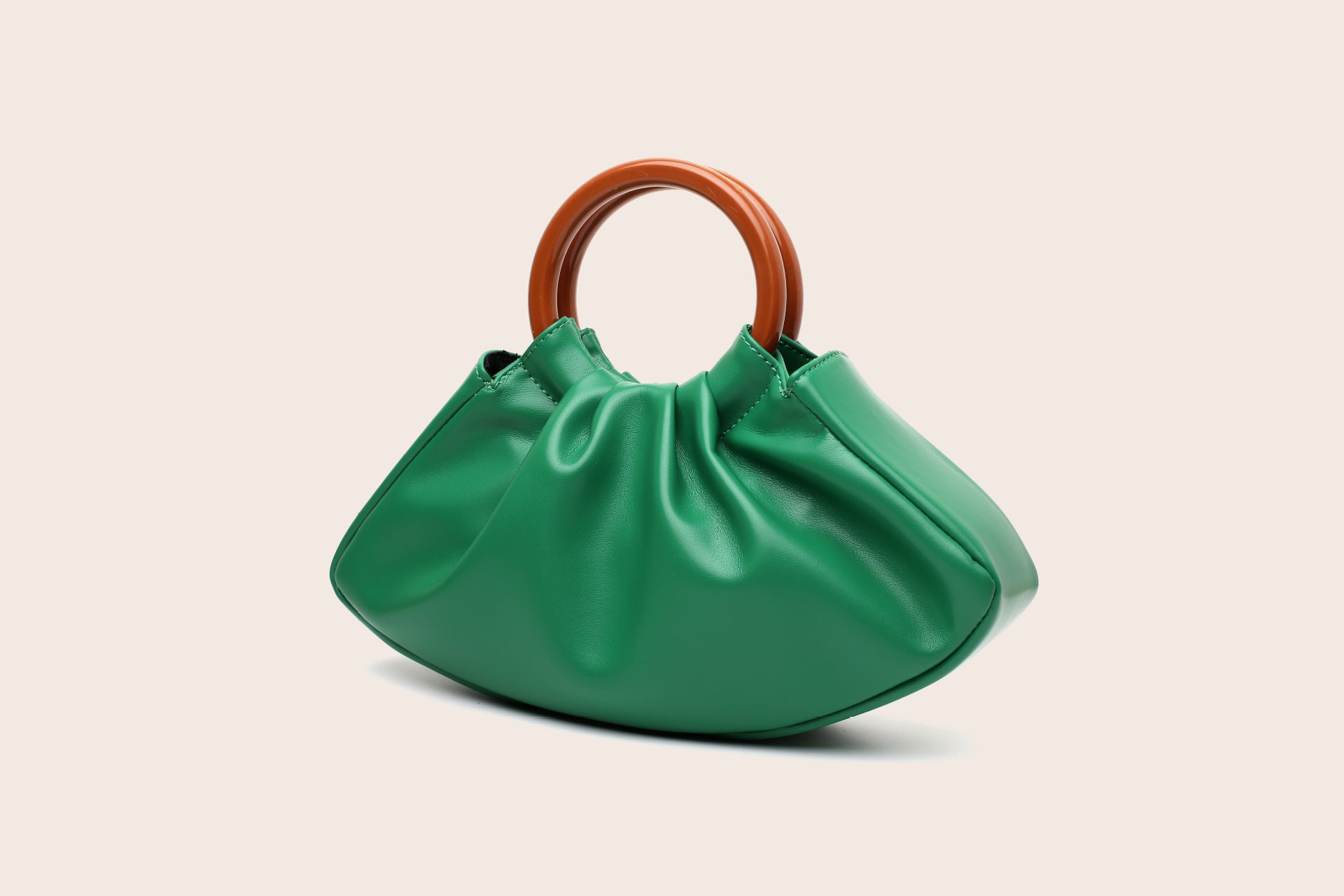 New Stylish And Chic Handbag With Fashionable Pleats