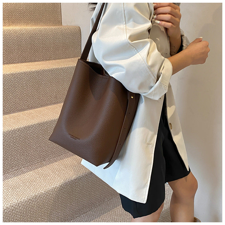 Soft Leather PU Bucket Bag For Women Ideal For Commuting To Work
