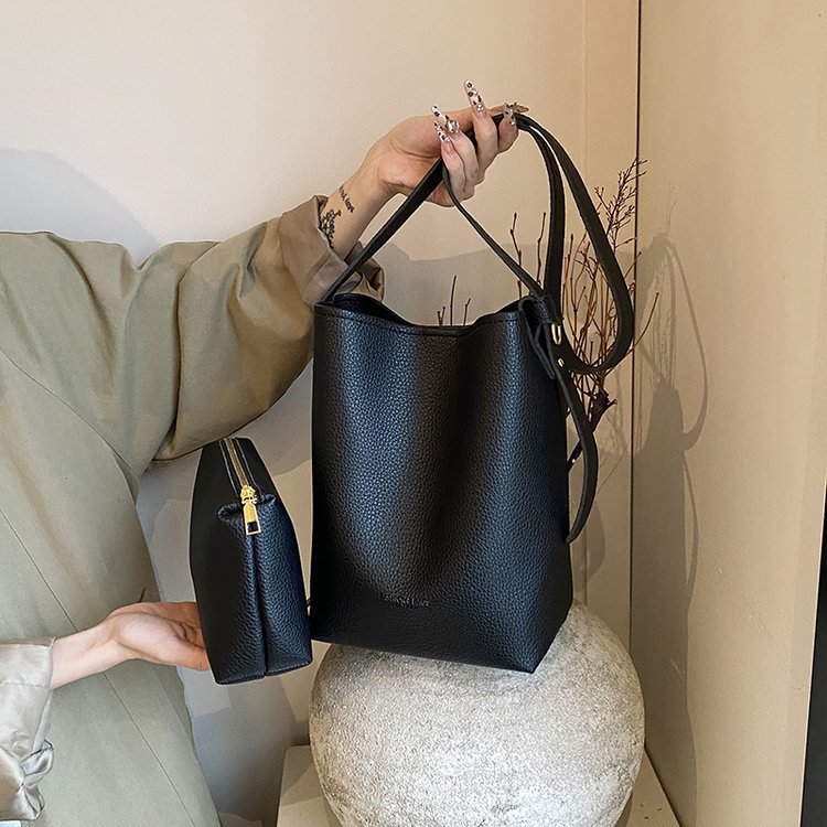 Soft Leather PU Bucket Bag For Women Ideal For Commuting To Work