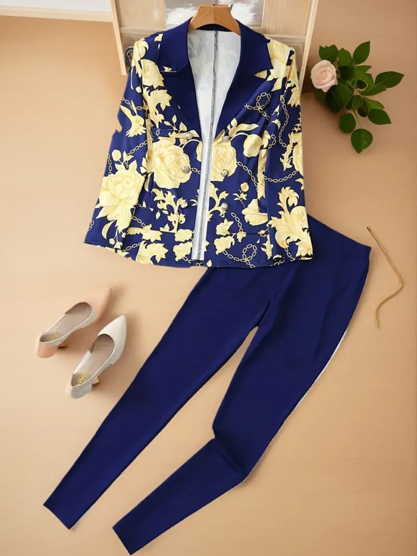 New Ladies' Elegant High-end Printed Dress Set, Chain Printed Slim Fit Suit Jacket With Pure Blue Leggings, Two-piece Suit Set, Machine Washable, Fashionable All Year Round