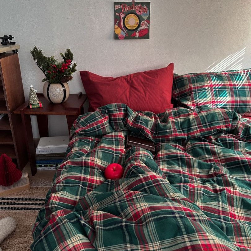 Ins Nordic Simple Plaid Christmas Cotton Yarn-dyed Washed Cotton Four-piece Set