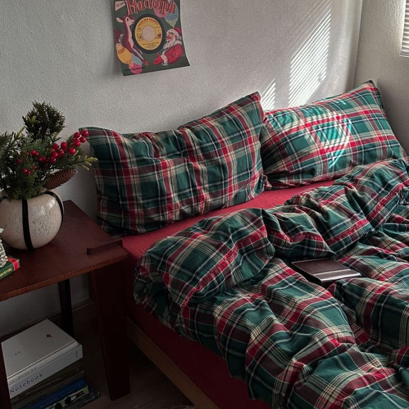 Ins Nordic Simple Plaid Christmas Cotton Yarn-dyed Washed Cotton Four-piece Set