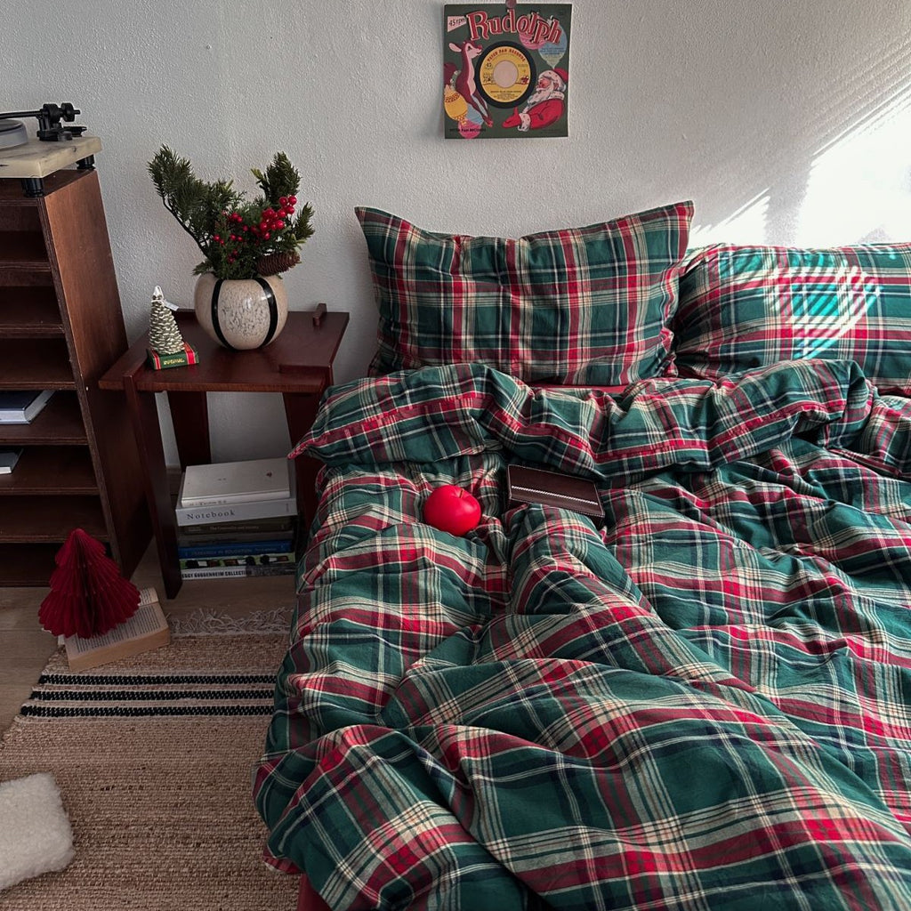 Ins Nordic Simple Plaid Christmas Cotton Yarn-dyed Washed Cotton Four-piece Set